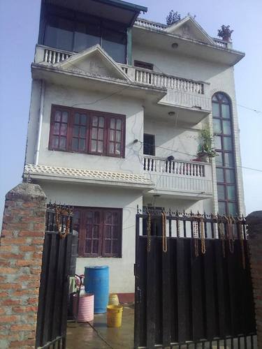 House on sale behind swimming pool satdobato
