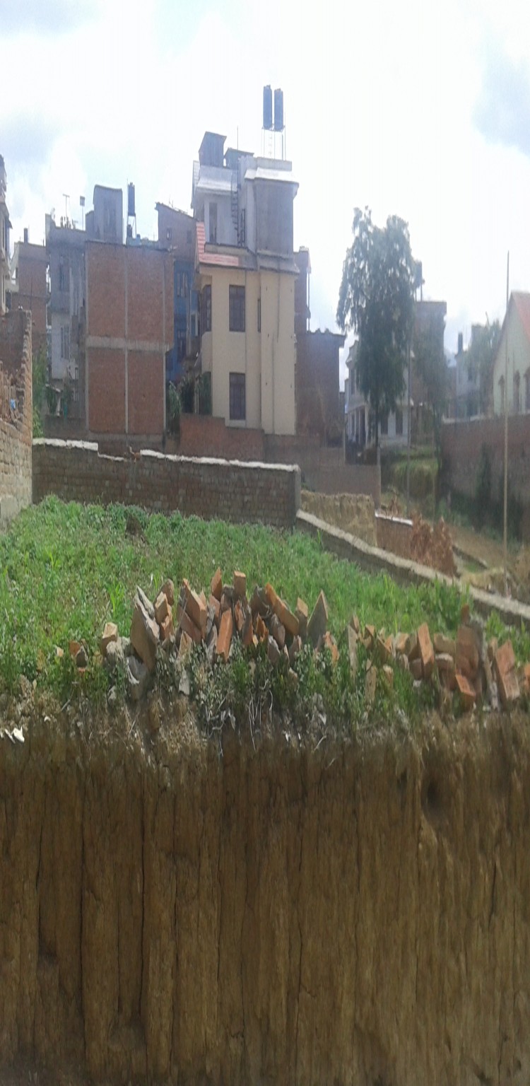 Land on sale dhapakhel